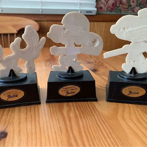 ALL 8 INCLUDED Vintage Peanuts Aviva Trophies 50’s to early 70’s - Picture 5 of 13